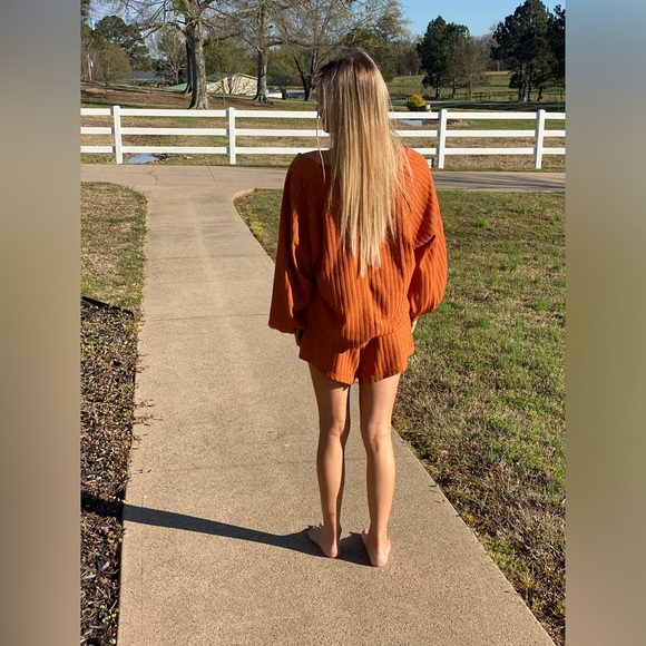 Slouchy Set - Picture 2 of 4